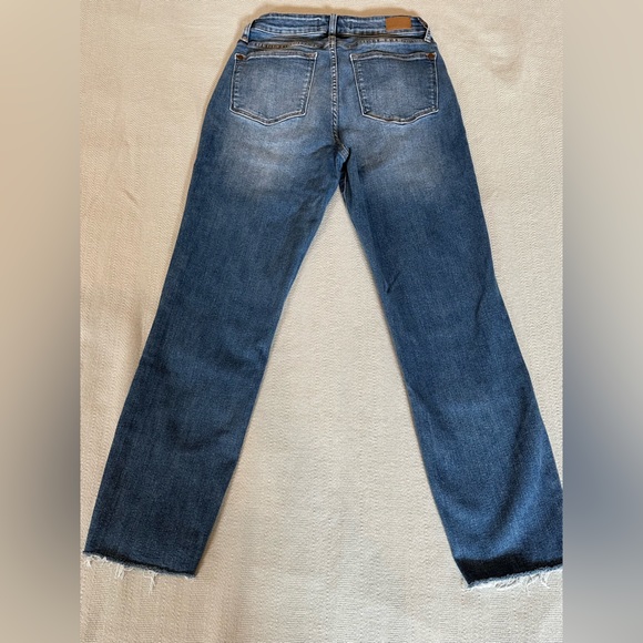 Denim - Judy‎ Blue boyfriend fit lightly distressed size 3/26